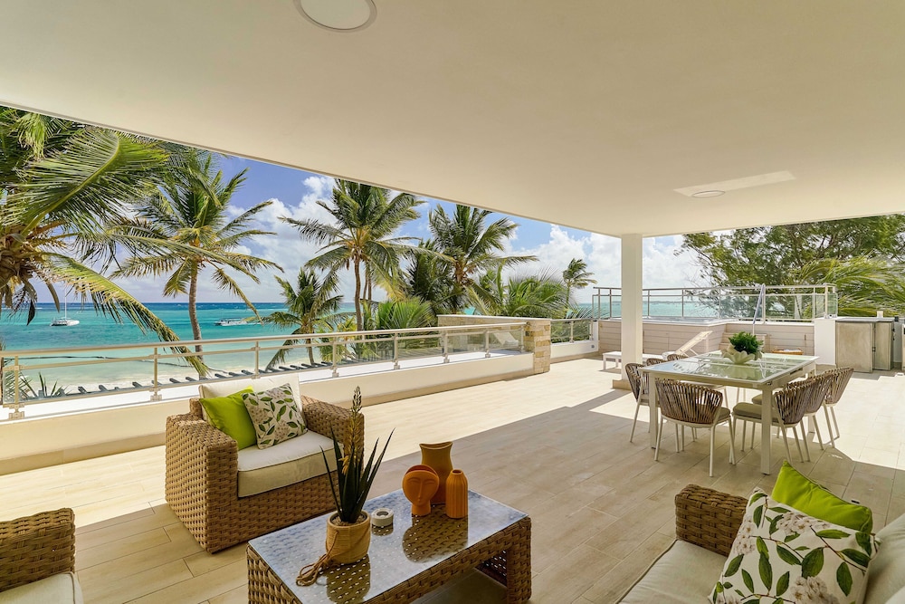Costa Atlantica Beach Condos