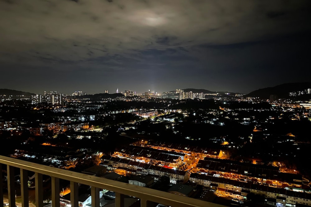 Netizen Cheras Residence by Emily in Town
