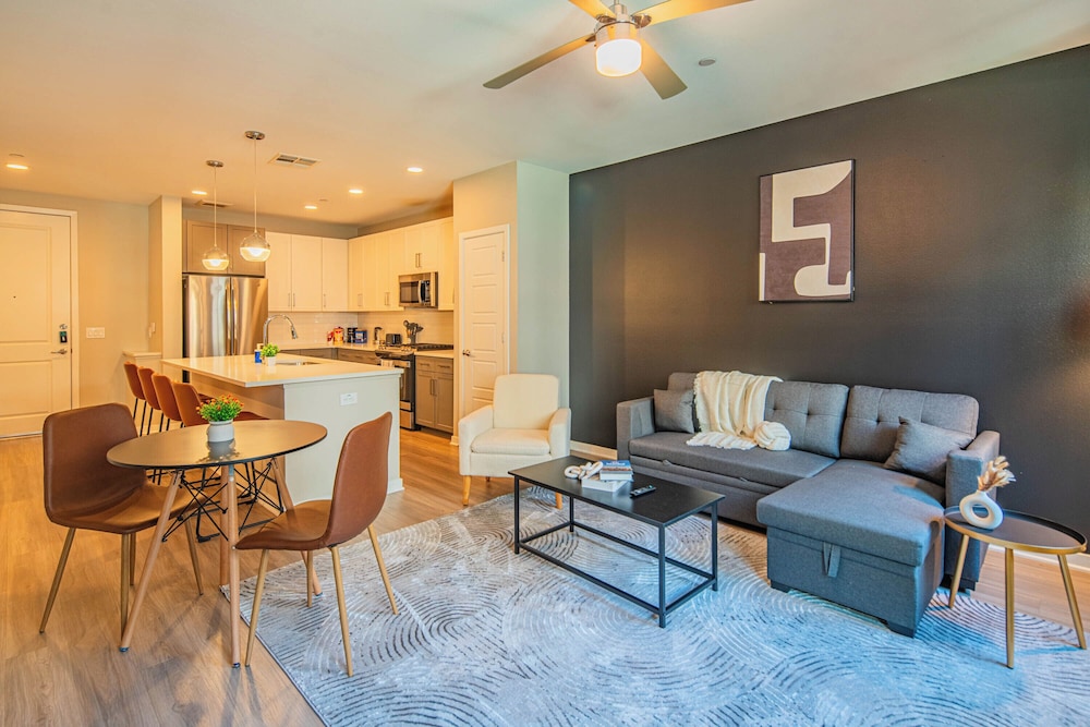 ROVE LIVING/KL - Alta North Central