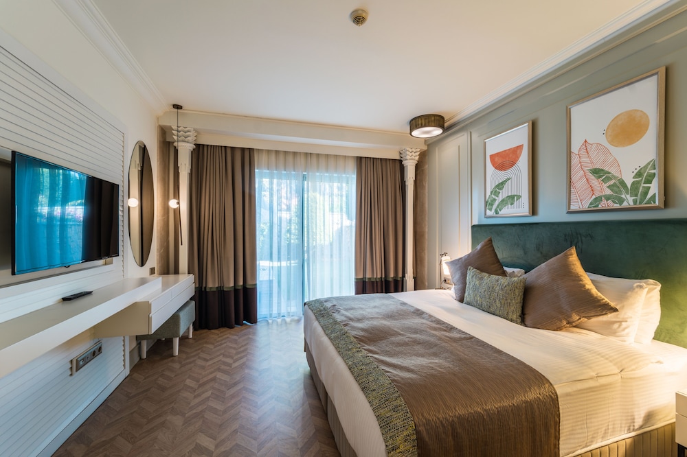 IC Hotels Green Palace & Villas