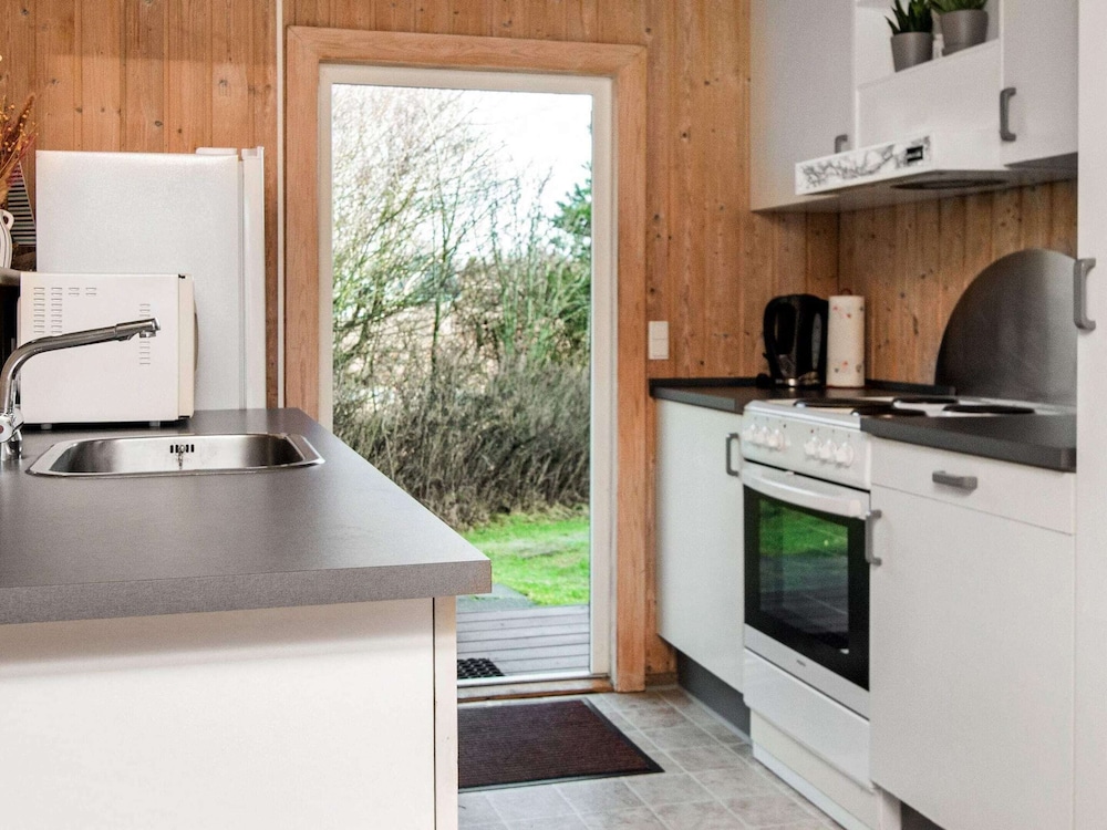 Peaceful Holiday Home in Rømø near Sea view 4