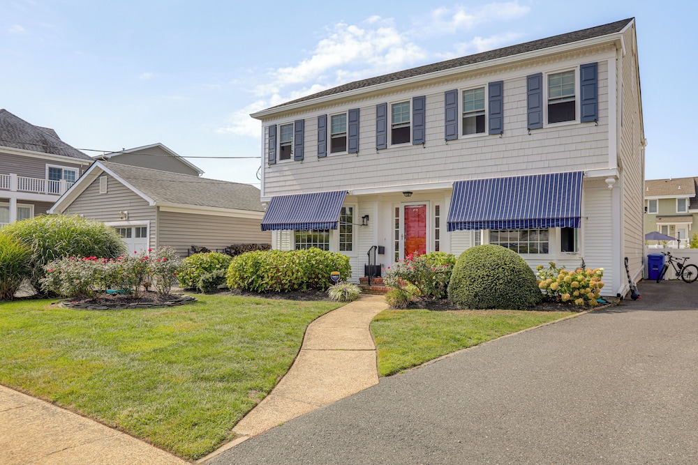 Walk to Beach! Point Pleasant Home w/ Heated Pool