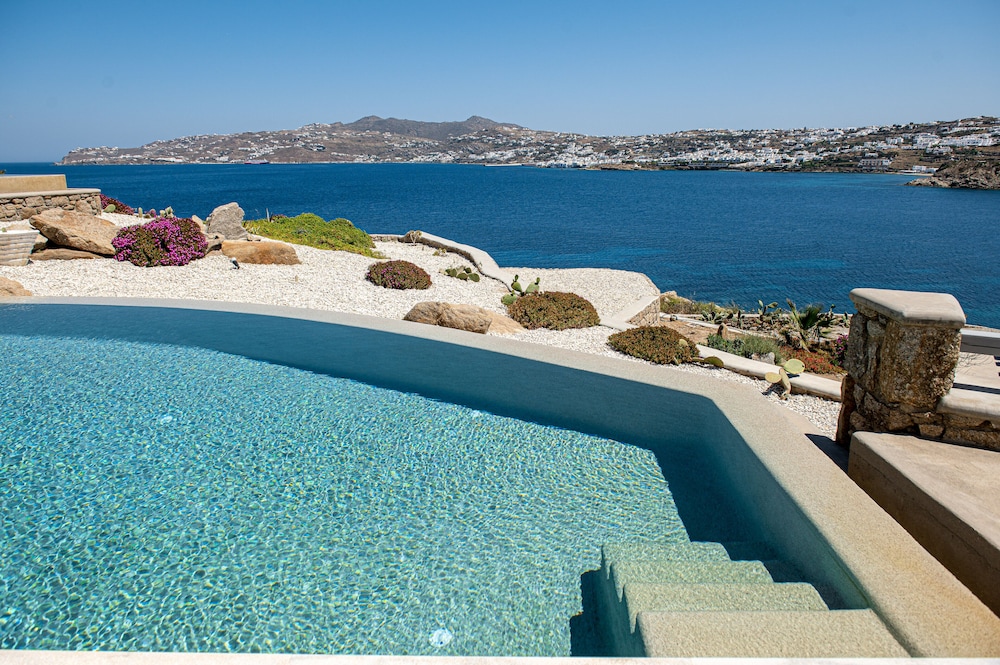 Carpe Diem Villas Mykonos - Heated Pool