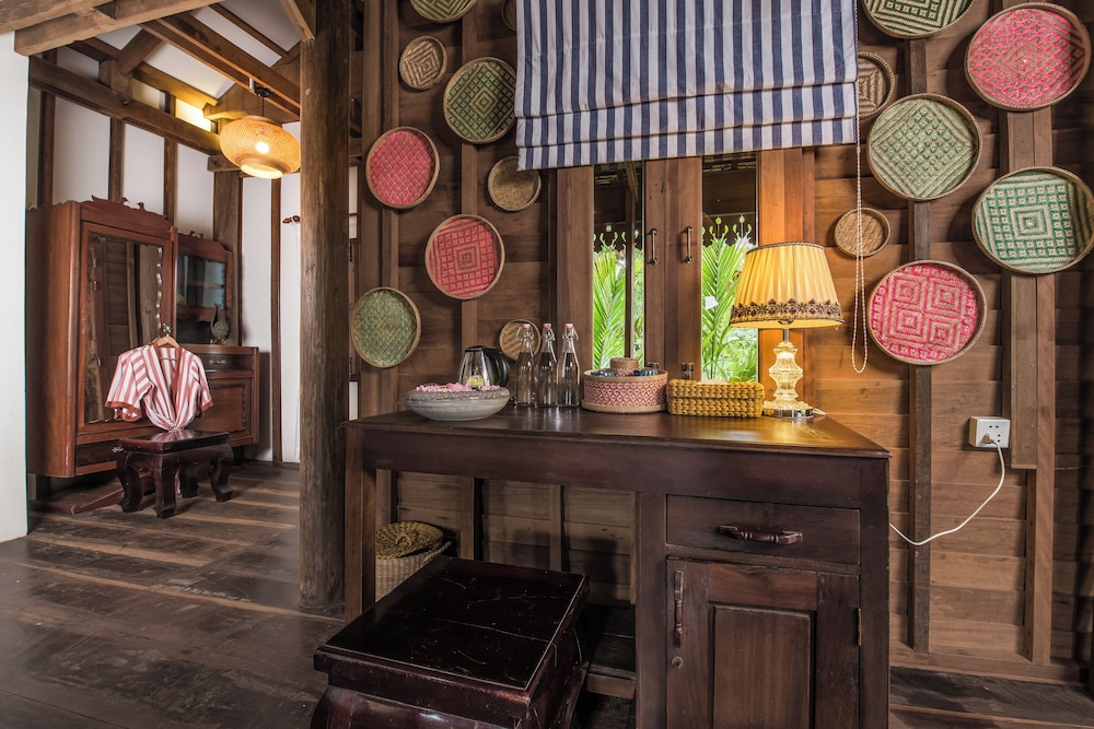 PHUM KHMER LODGE