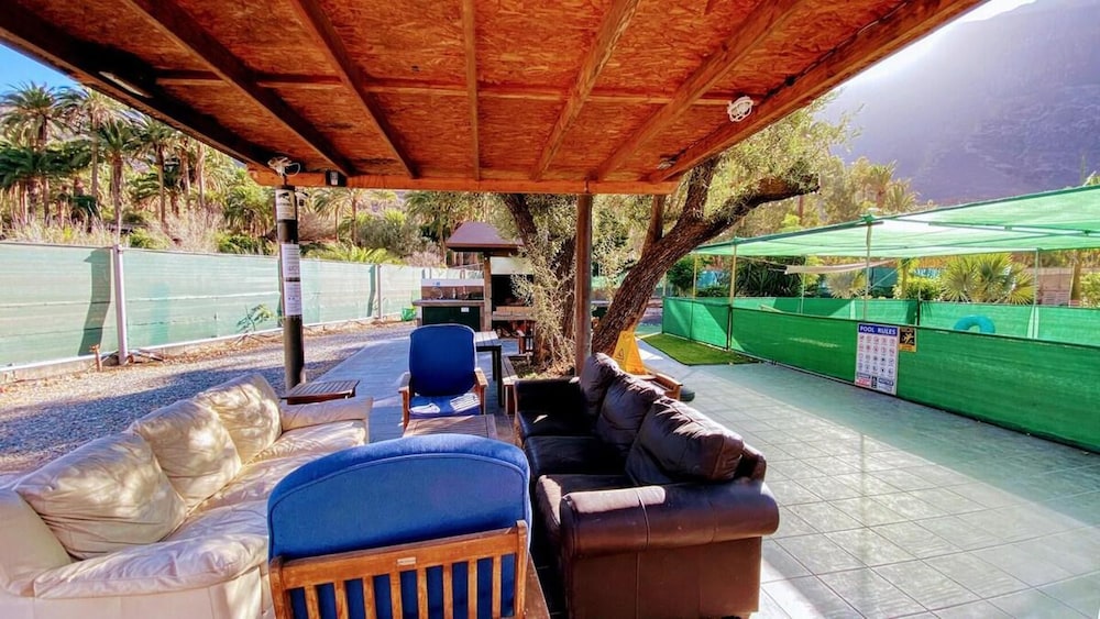Large Country House Near Maspalomas & Fataga