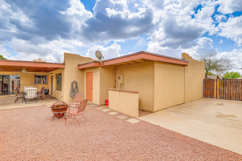 Charming Home w/ Pool - Near Mesa Arts Center! - Property Image 15