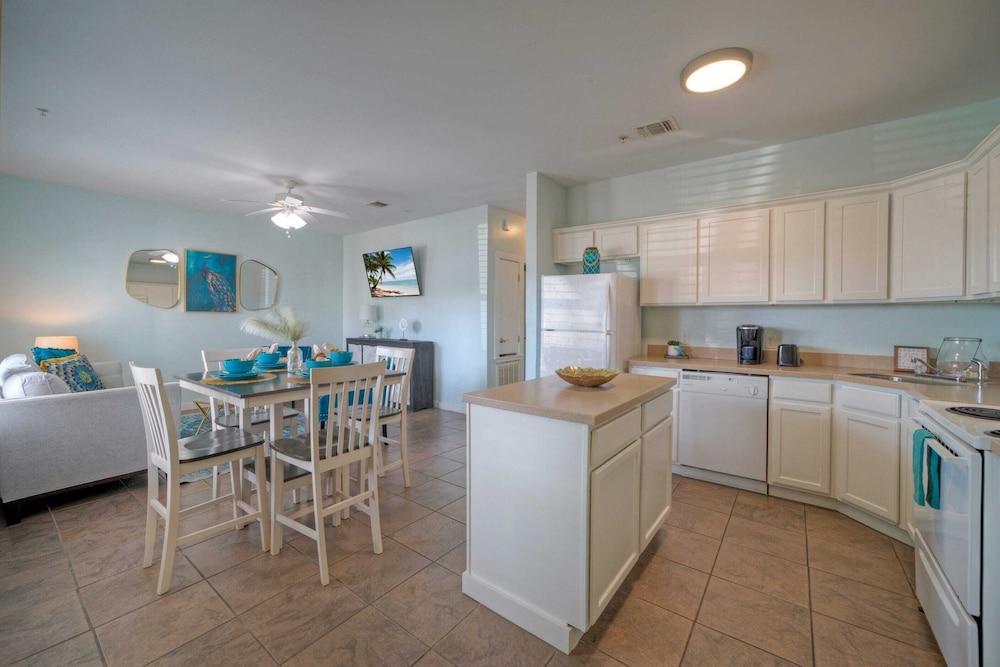 2 Condos at Costa Bahia Sleeps 14, Walk to Beach