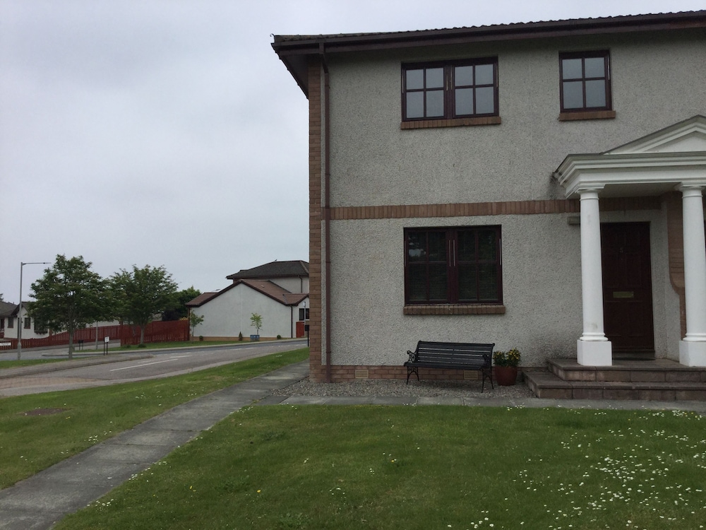 Inverness Apartments - Glen View