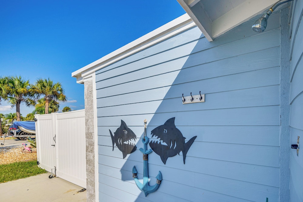 Walk to Ocean! Home w/ Large Yard in Ormond Beach