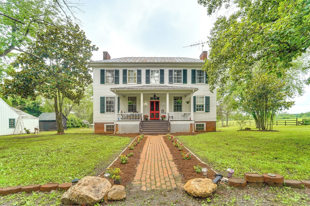 Historical 30-acre Retreat in Virginia!