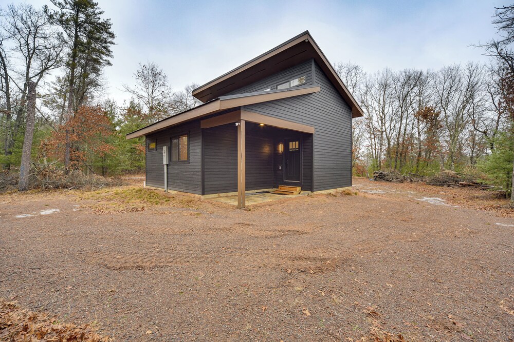 Lake House on 3 Acres w/ Private Dock in Minong!