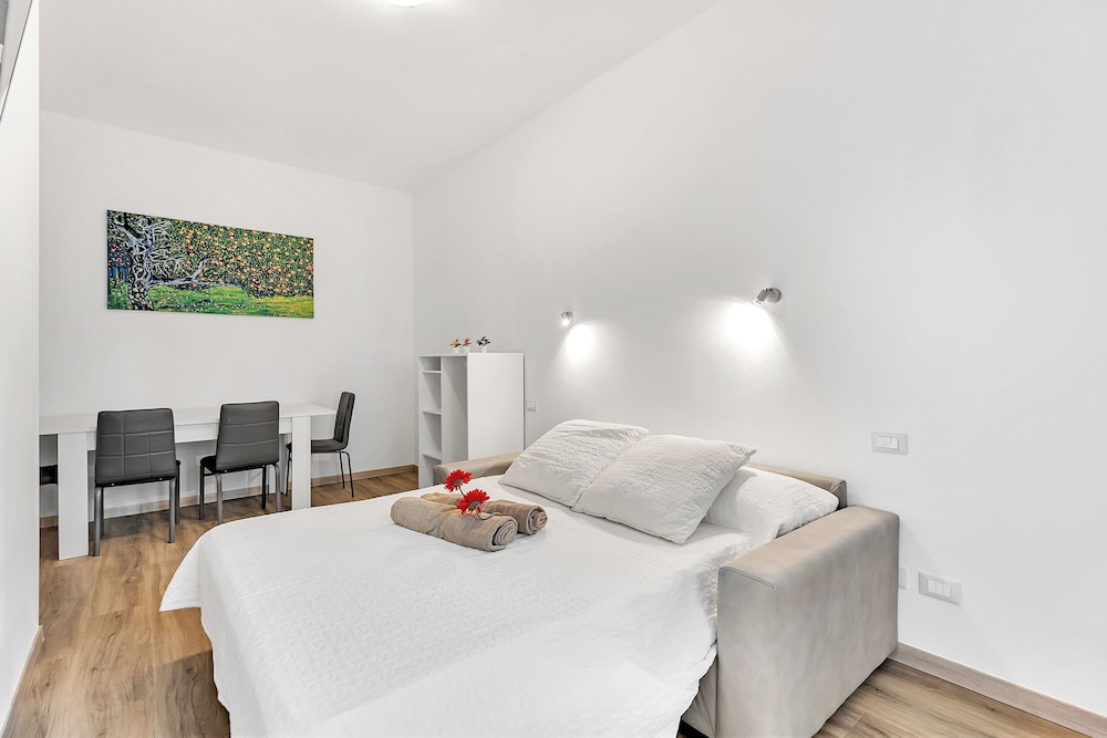 Alessia's Flat - Borgo Palazzo