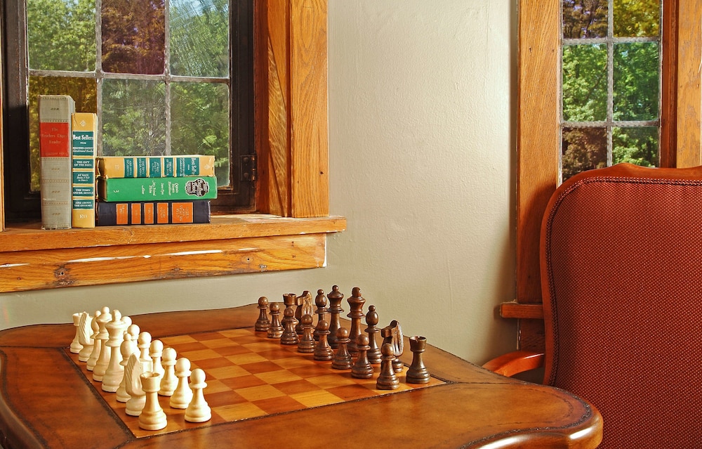 Punderson Manor Lodge and Conference Center