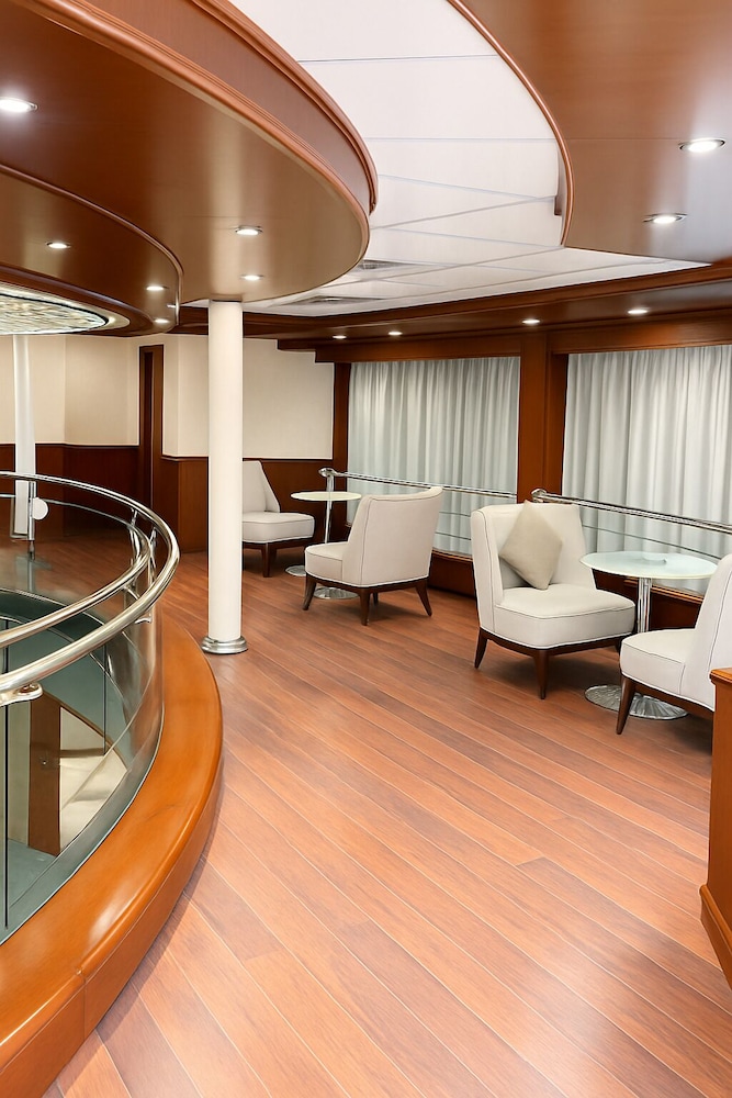 Nile Cruise Royal Queen 1 every Friday from Aswan 3 nights and every Monday from Luxor 4 nights