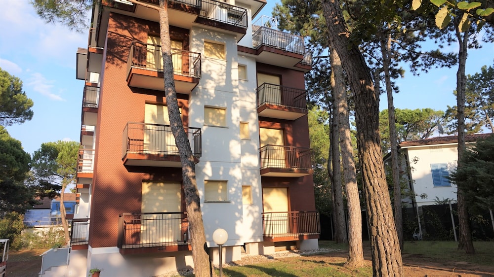 Spacious Flat on the 2nd Floor Located 300 Metres From the Beach by Beahost view 3