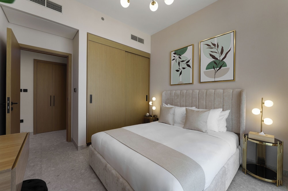 Maison Privee - Tranquil Living with Golf Course Vws in Dubai Hills