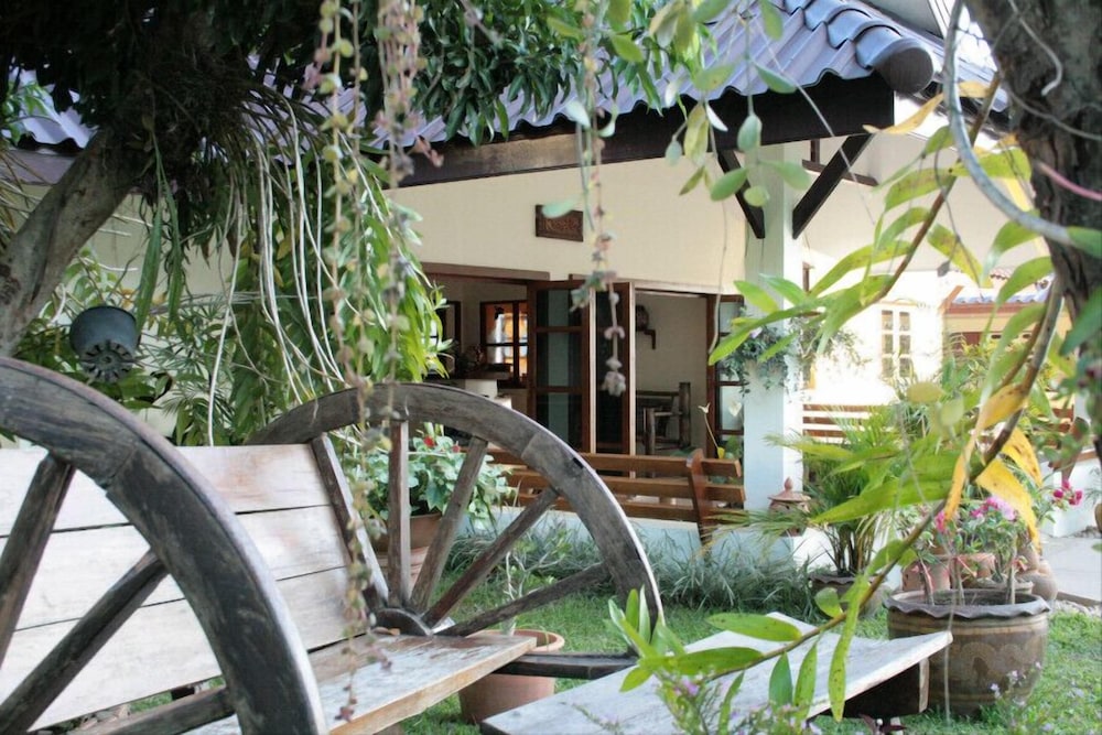 Maekok River Village Resort