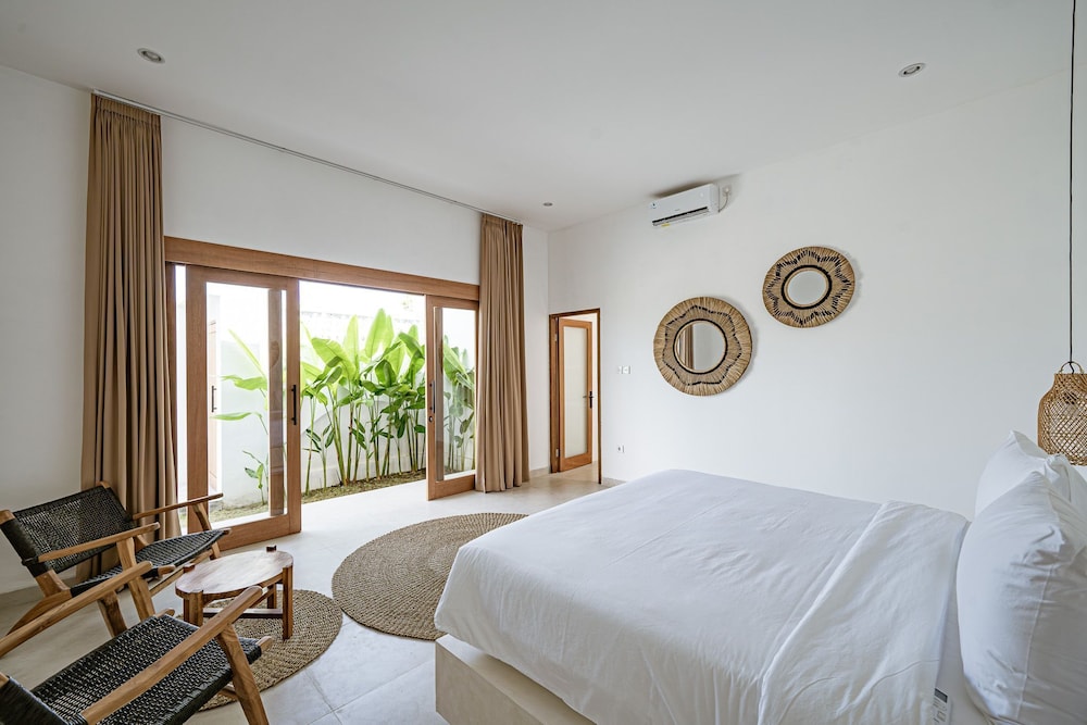 Villa Lume Pererenan