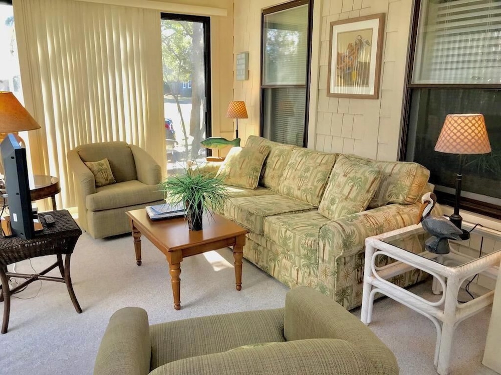 Henlopen Avenue 5