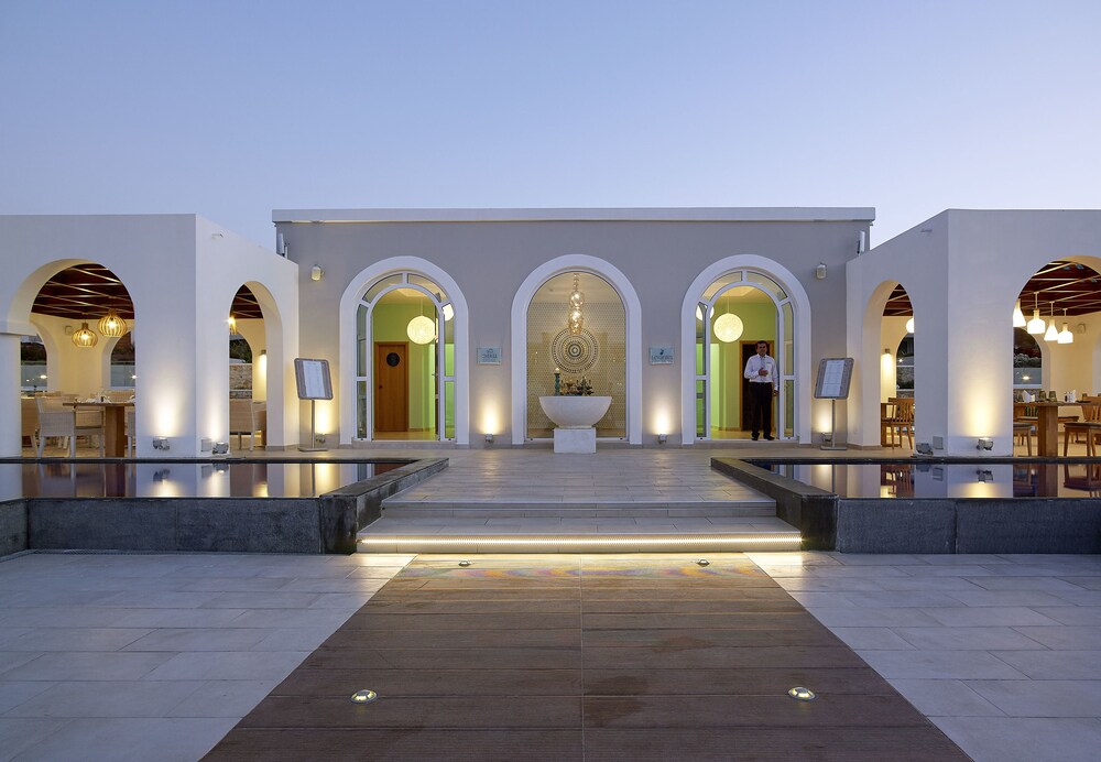 Anemos Luxury Grand Resort