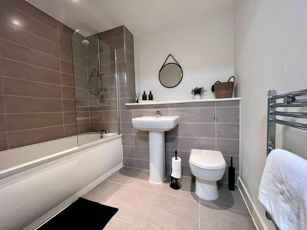 Stunning City Centre Apartment - Sleeps 4