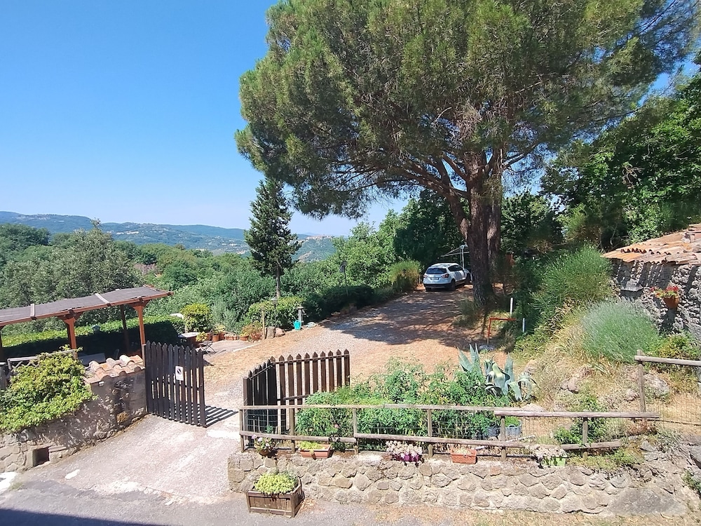 Borgo Tepolini Country House