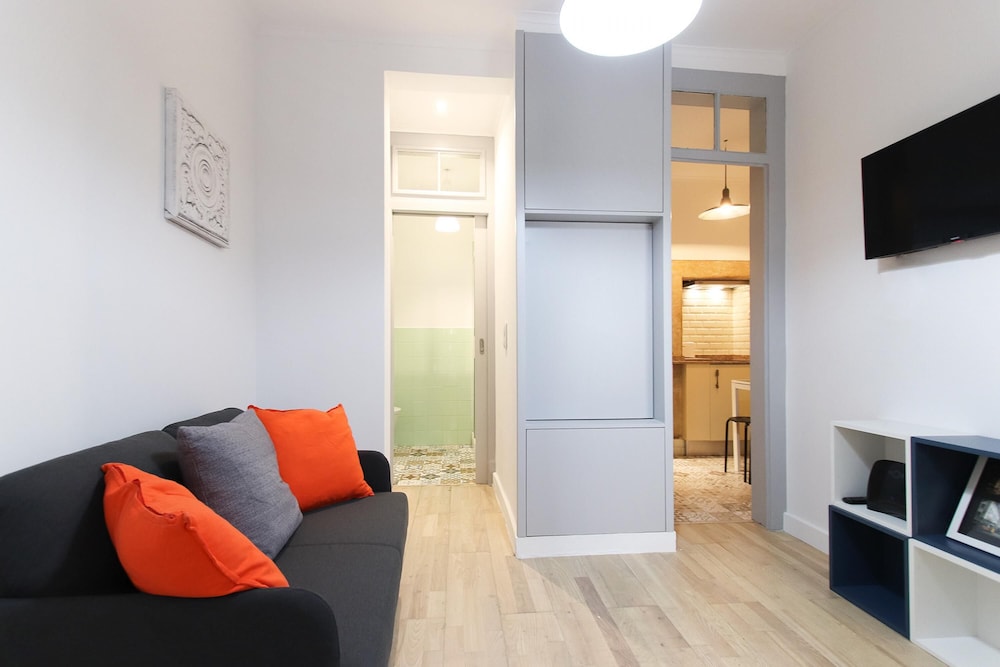 Cosy Avenida by Homing