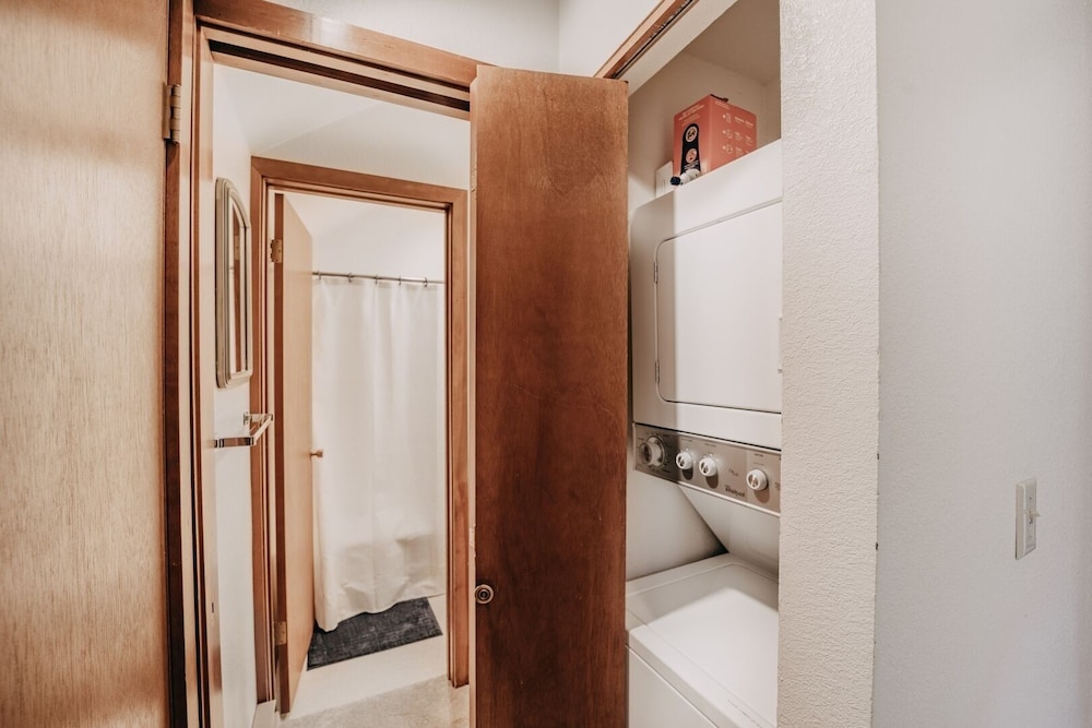 Glacier Mt Baker Lodging