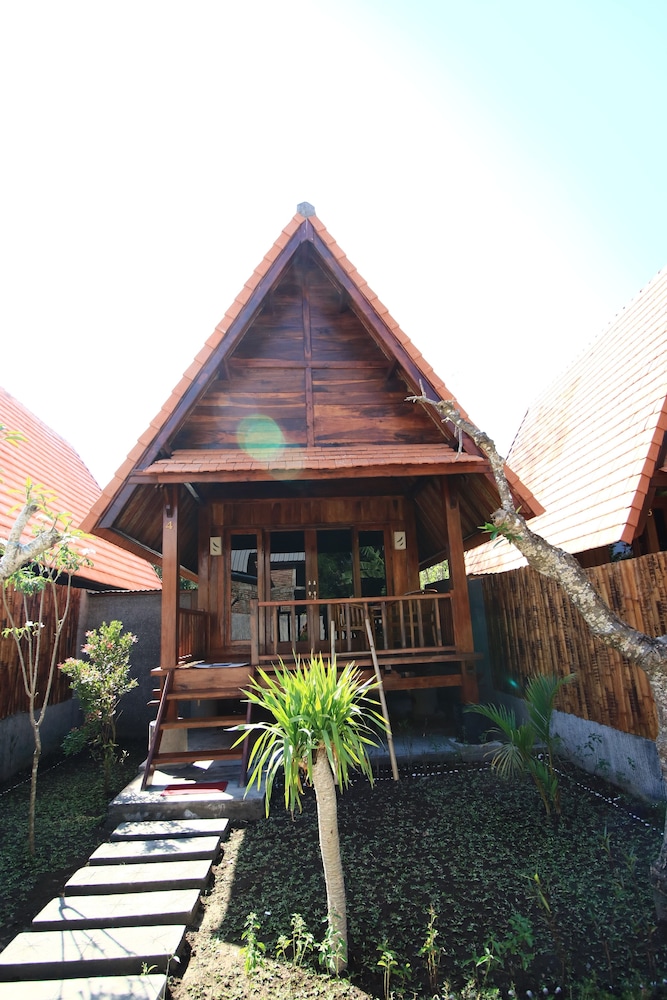 Yoki's Bungalows