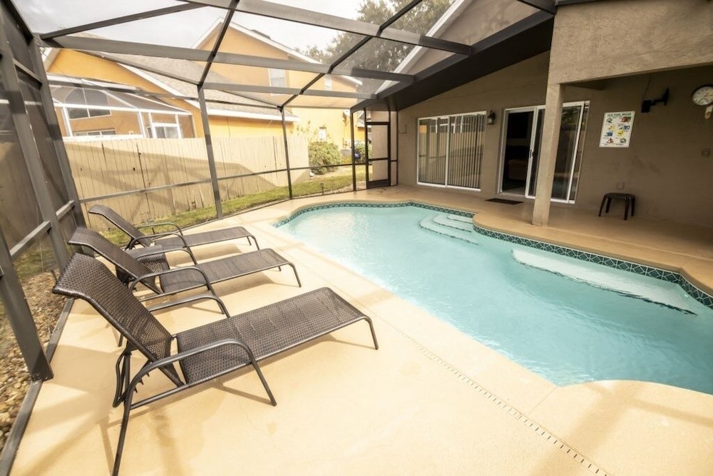 Southern Dunes Home! 3 Bedroom Home by RedAwning