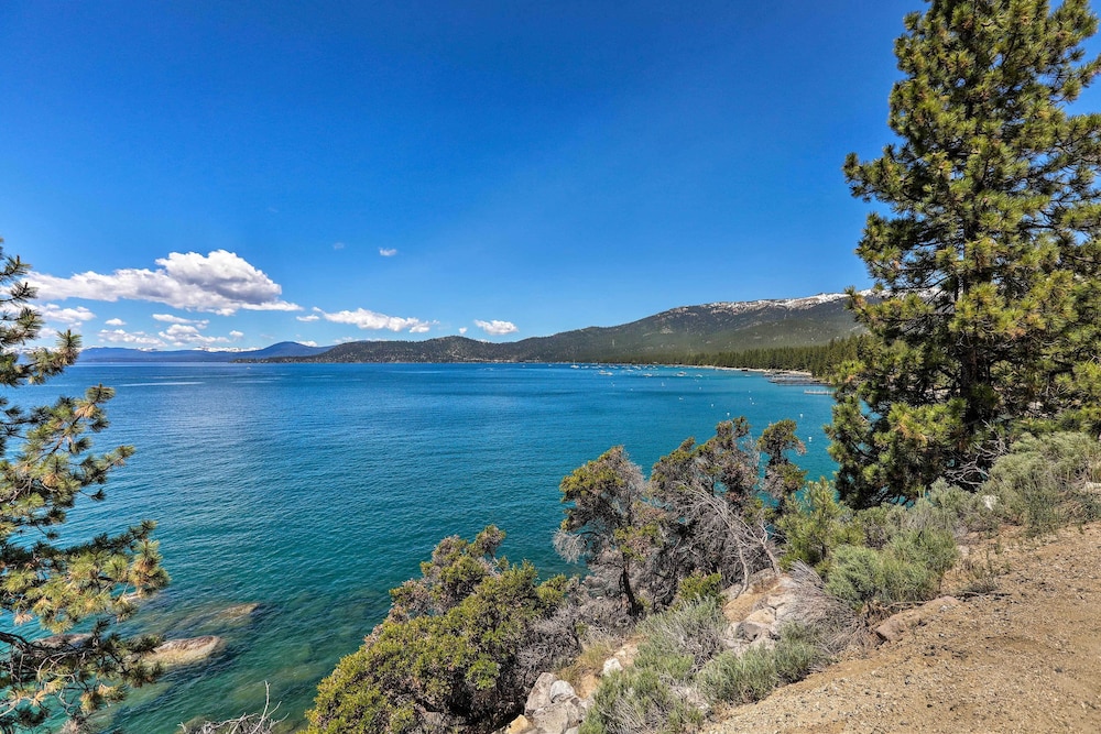 Lake Tahoe Vacations - Incline Village Home: 1 Mi to Skiing  Beaches! - Property Image 10