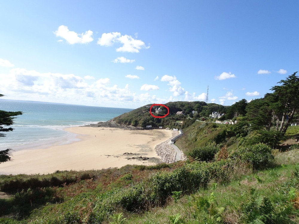 Villa in Normandy With Beach Access