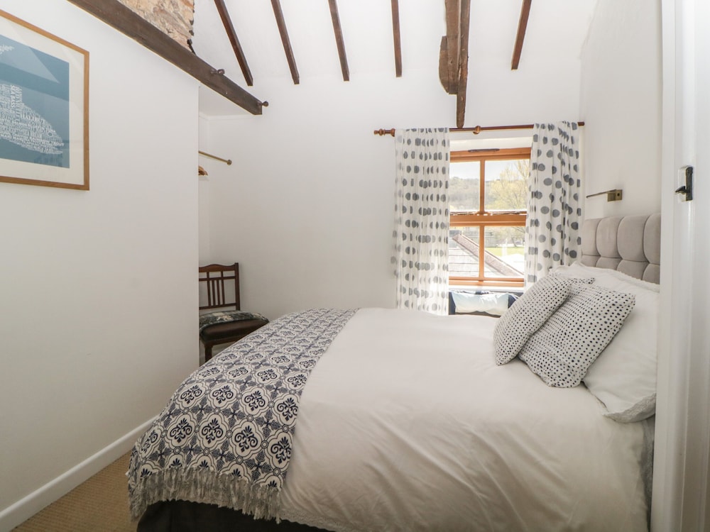 Oak Cottage