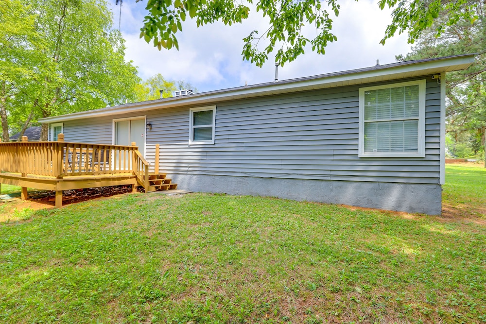 Decatur Vacation Rental w/ Fenced Yard!