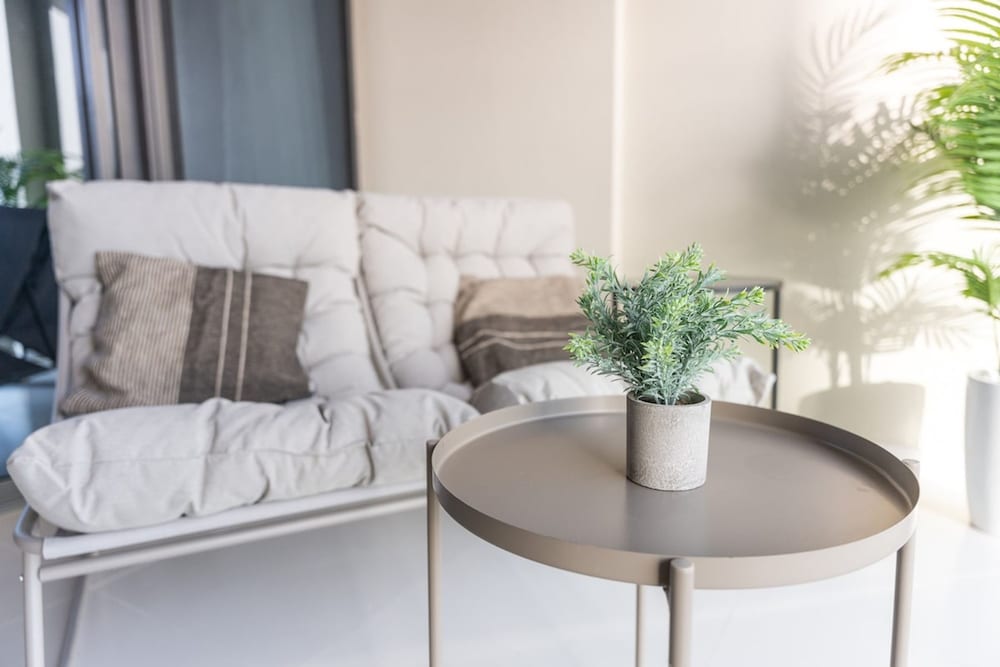 Stunning 2BR With Amazing Views in Business Bay