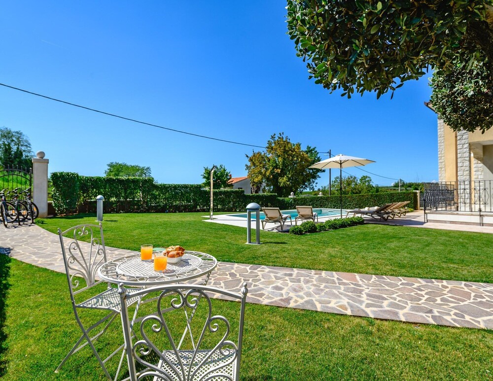 Premium Apartment With Private Pool