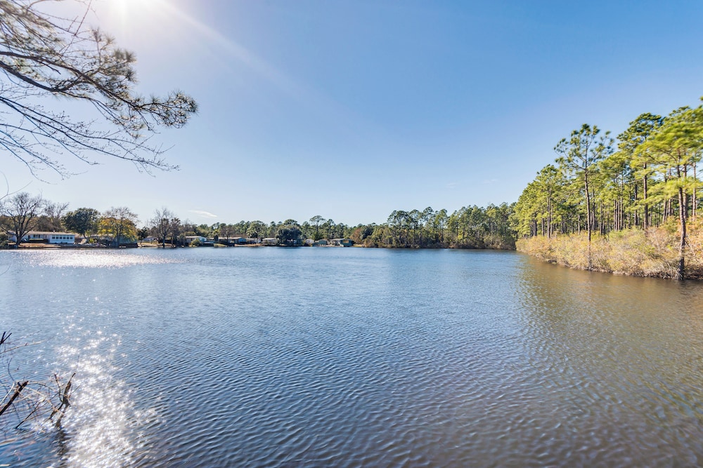 Fishing Dock: Waterfront Pensacola Retreat