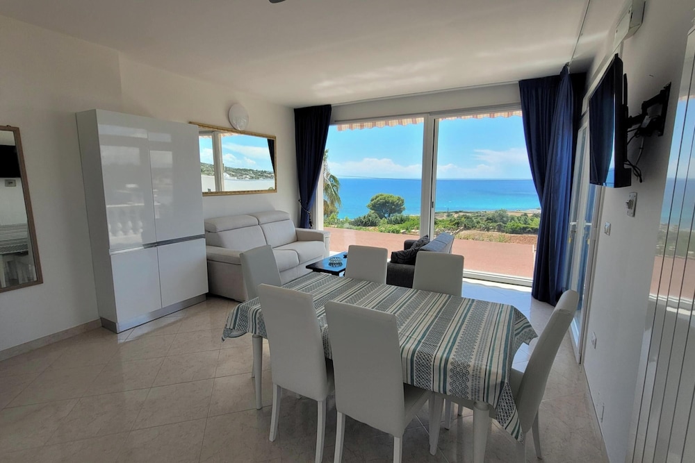 Villa Felloniche