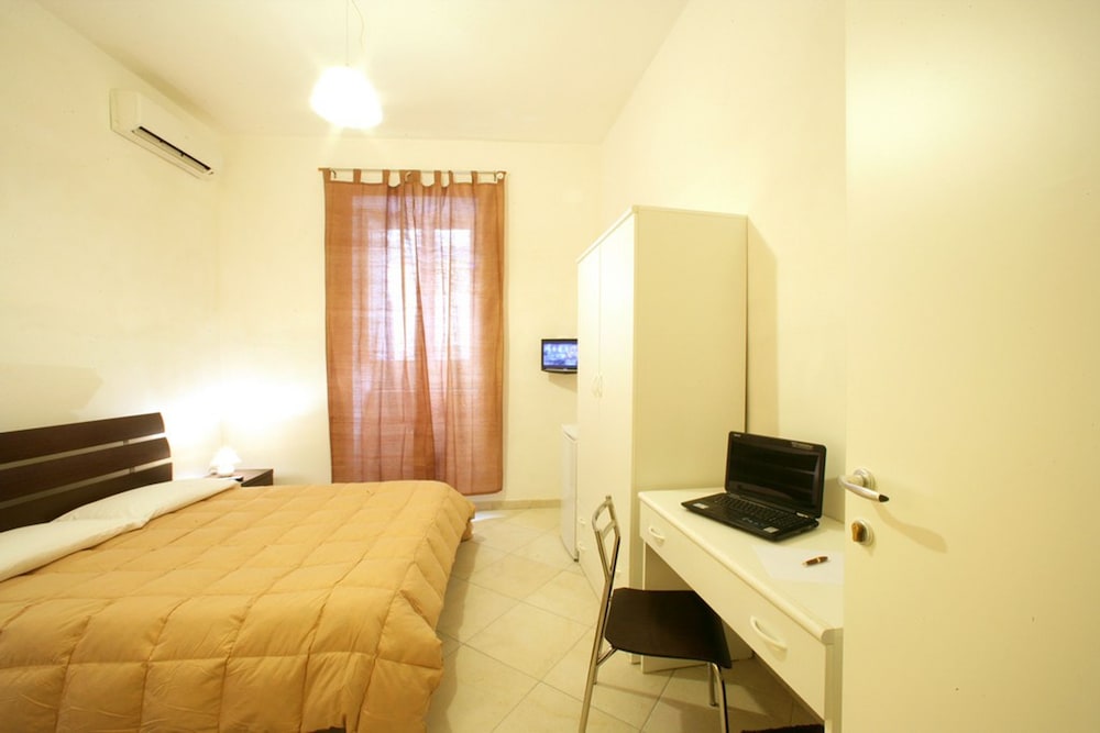 Flavica Home Holiday