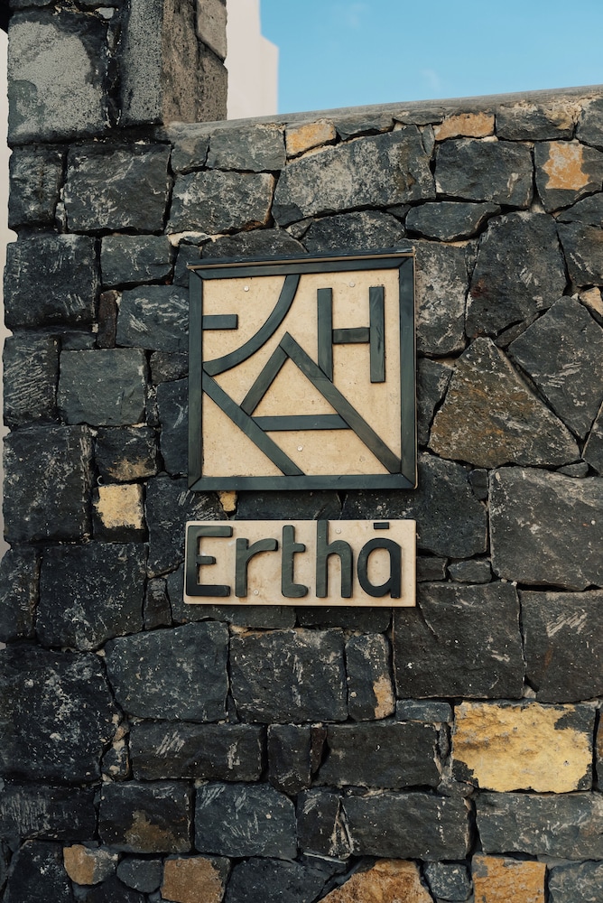 Erthā Suites with private pools