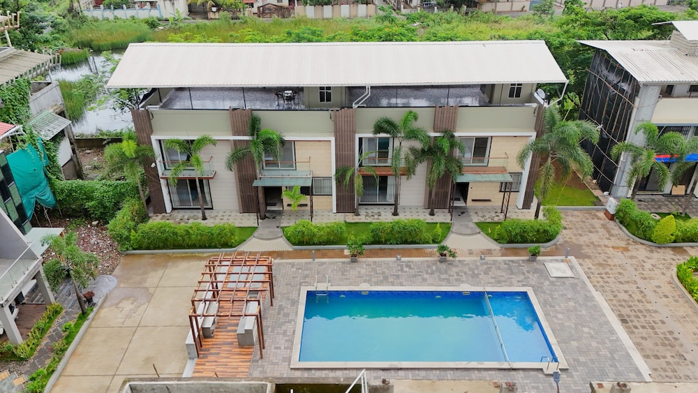 Alaya Stays - Imperial Mystara 5BHK near Khandala Hills