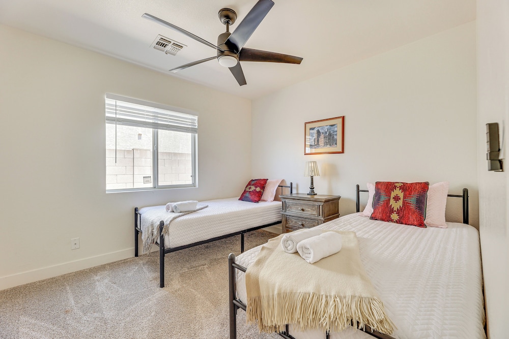 Swim & Unwind: 'wildrose Retreat' in Mesa!
