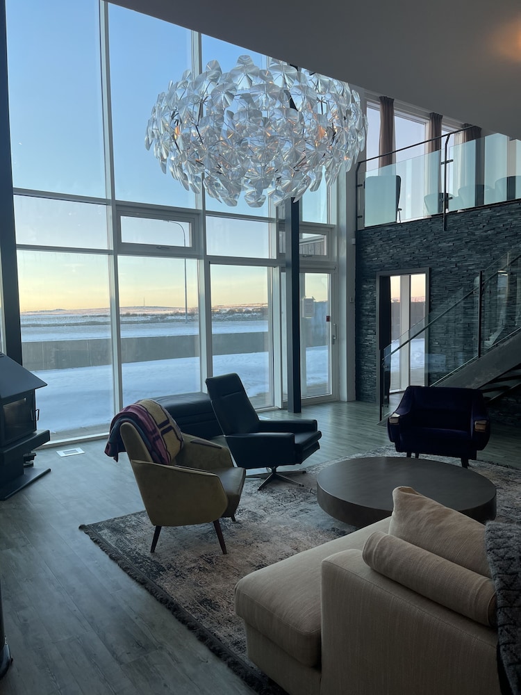 Grand Villa