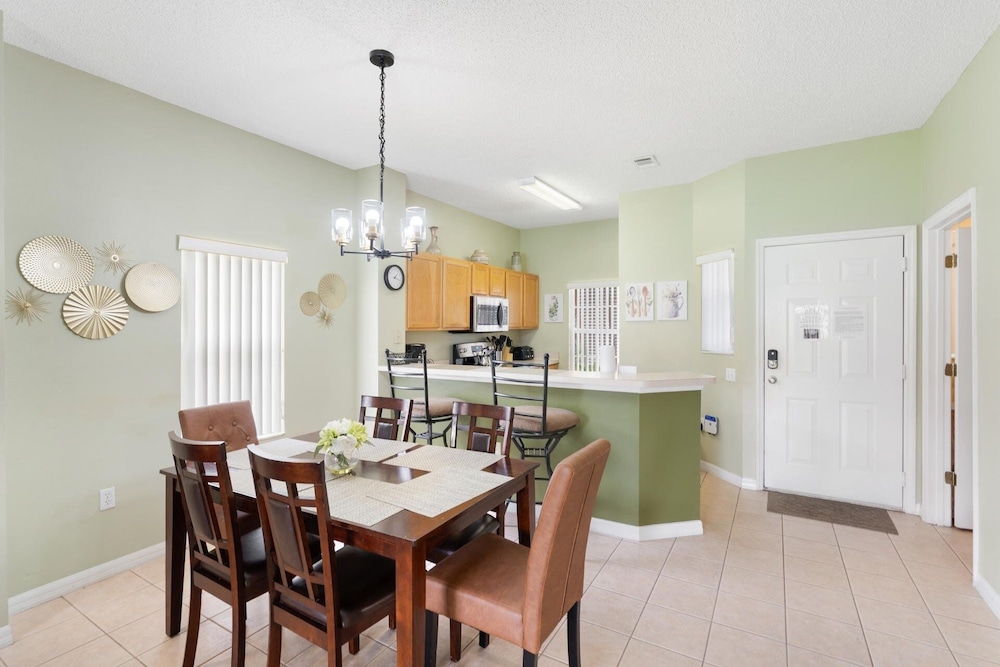 Emerald Island Resort 3 Bedroom Townhome Close to Disney! 3 Townhouse