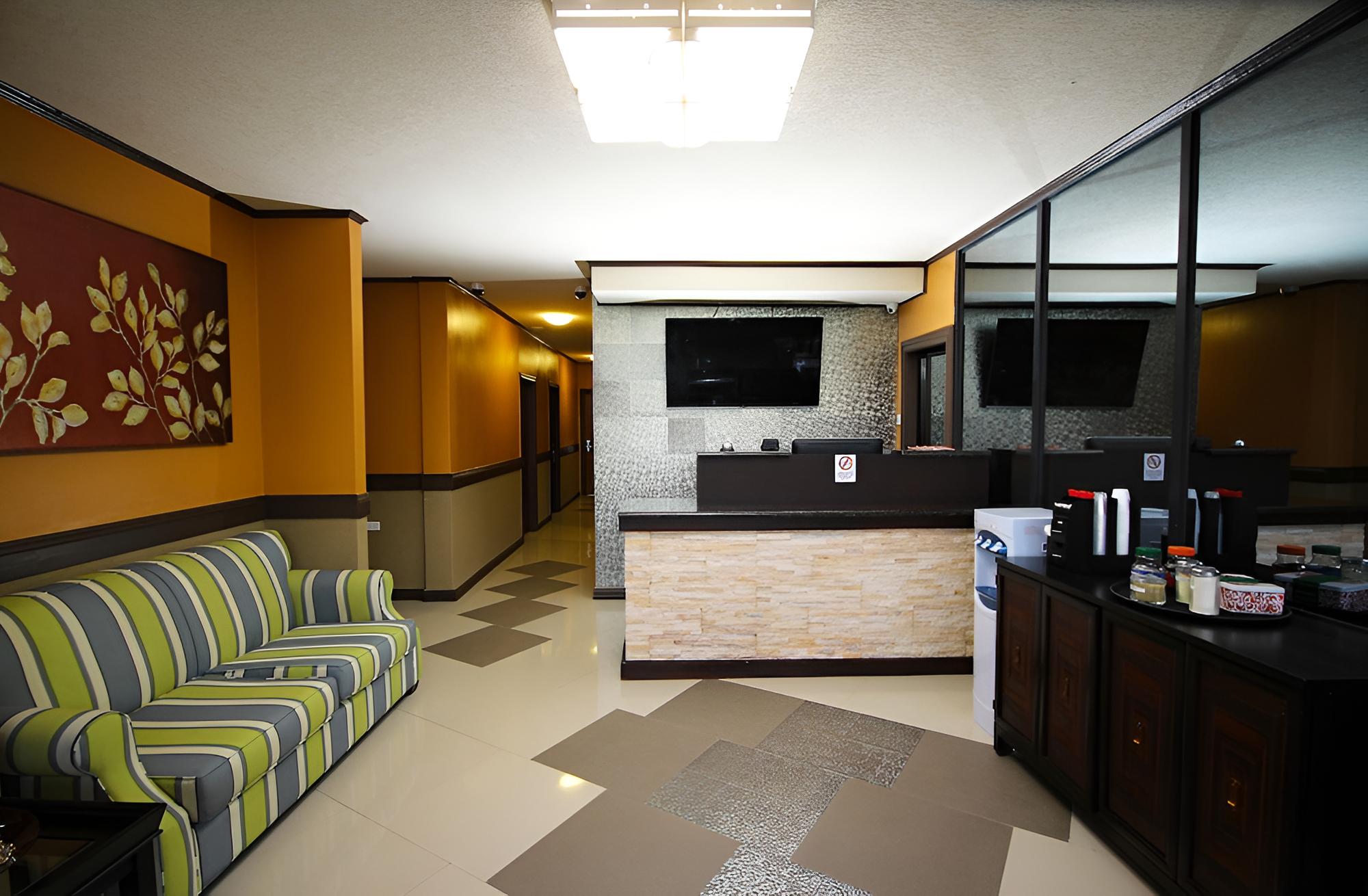 Luxury Hotel & Apts