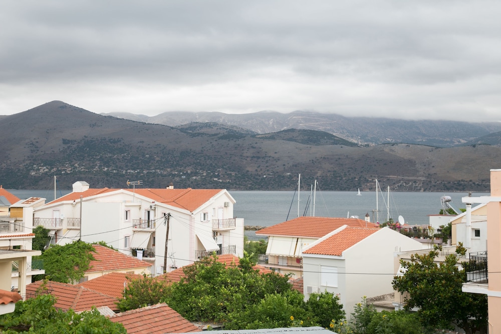 Charming Apartment in Kefalonia Island