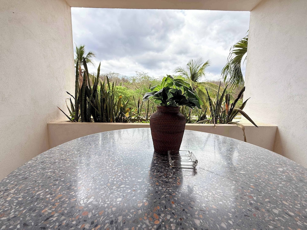 Amoara 301 Bohemian Rooftop