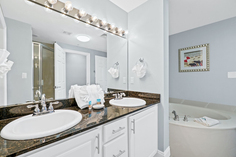 Calypso Beach Resort by Panhandle Getaways