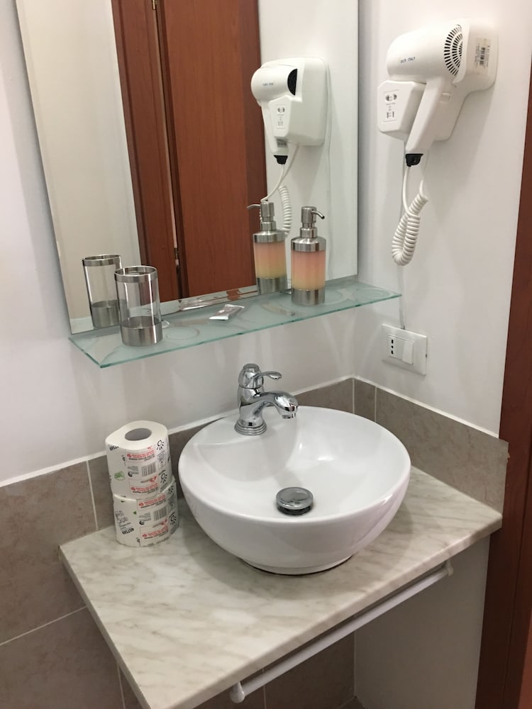 Damiani & Sister Guest House