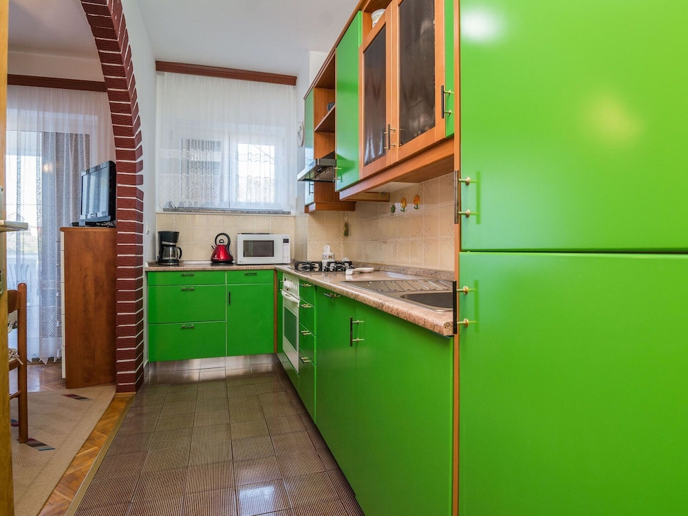 Apartment on Vir Island Near Sandy Beaches